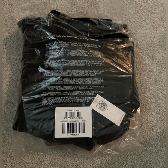 High-Rise Pixie Straight Ankle Pants - Black - Picture 2 of 6